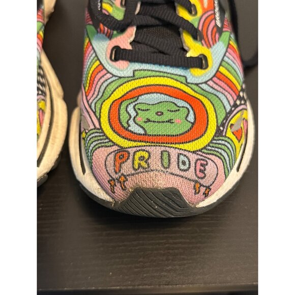 Brooks Running Shoes Pride Design Size 8 - Picture 3 of 7